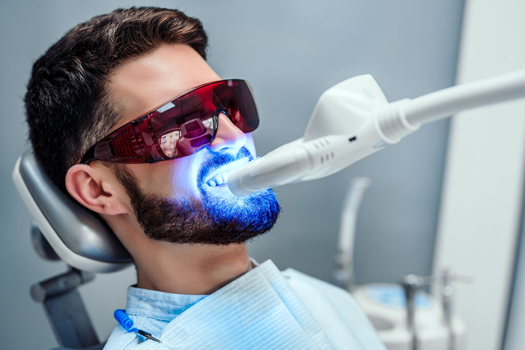 teeth whitening cosmetic dentist